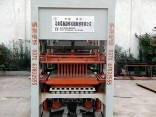 FT4-15型全自动免烧砖机 福泰路桥引领小型免烧砖设备革新